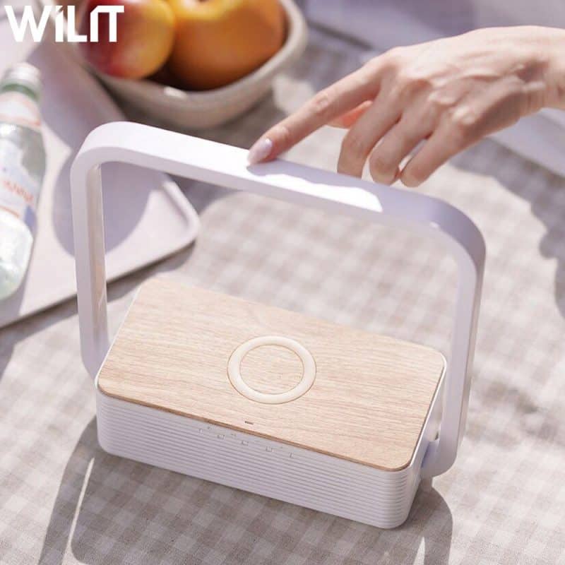 Đèn Led 3 In 1 Wilit A15B - Loa Bluetooth, Đèn 3 Chế Độ, Sạc Không Dây 4 Đèn Led 3 In 1 Wilit A15B - Loa Bluetooth, Đèn 3 Chế Độ, Sạc Không Dây