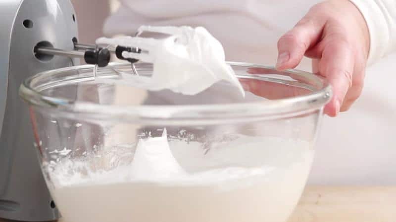 Làm bánh bông lan bằng nồi chiên không dầu 2 lam banh bong lan bang noi chien khong dau 2 Gia Dụng Đức Đà Nẵng