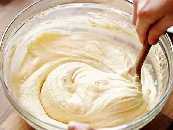 Làm bánh bông lan bằng nồi chiên không dầu 3 lam banh bong lan bang noi chien khong dau 4 Gia Dụng Đức Đà Nẵng