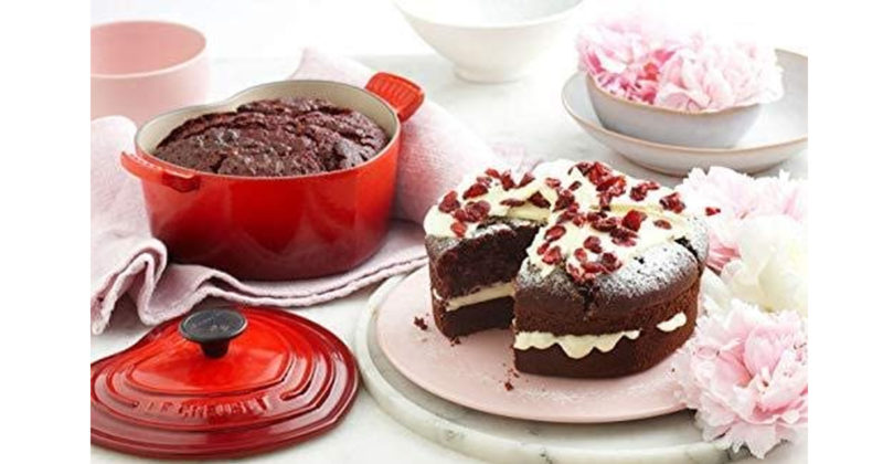 Nồi Gang Le Creuset Heart Casserole Cerise 20cm