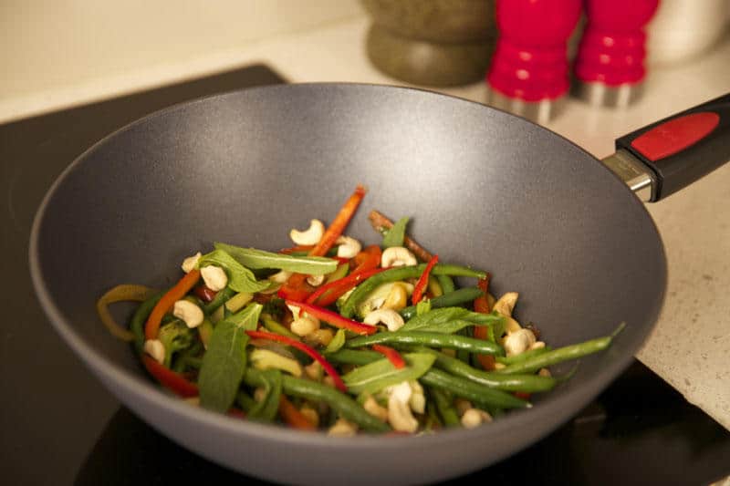 Chảo Gang Sâu Lòng Woll Eco Lite Wok and Stir Fry 11030ELI - 30cm 10 Chảo Gang Sâu Lòng Woll Eco Lite Wok and Stir Fry 11030ELI