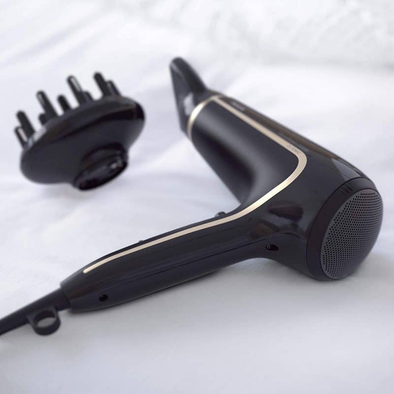 Máy Sấy Tóc Philips HP8232/20 - Nhập Khẩu Đức & EU 10 https://giadungducdanang.vn/san-pham/may-say-toc-philips-hp8232-20