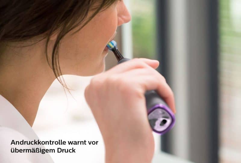 Bàn Chải Điện Philips HX9924/43 DiamondClean Smart - Nhập Khẩu Đức & EU 8 Bàn Chải Điện Philips HX9924/43 DiamondClean Smart - Nhập Khẩu Từ Đức