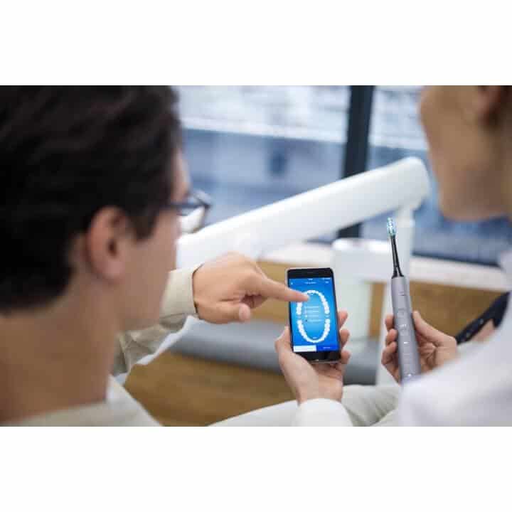 c2a3e14d8bb4909a44dcb5401e9c8e9c8d725257f30b4 Bàn Chải Điện Philips HX9924/43 DiamondClean Smart 4