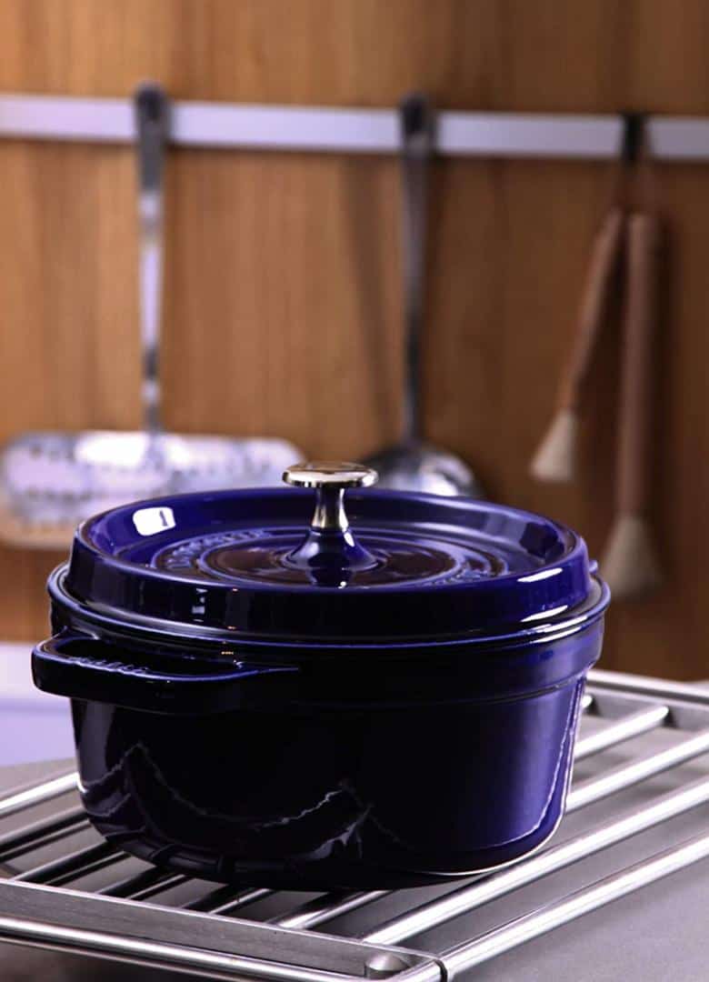 Nồi Gang Staub Round Cocotte Blue 20cm 40510-264-0 Nồi Gang Staub Round Cocotte Blue 20cm 40510-264-0