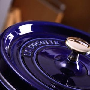 Nồi Gang Staub Round Cocotte Blue 20cm 40510-264-0 3 Nồi Gang Staub Round Cocotte Blue 20cm 40510-264-0