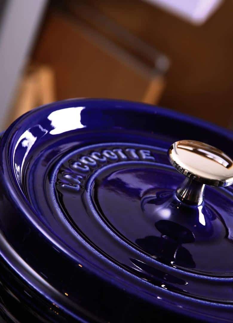 Nồi Gang Staub Round Cocotte Blue 20cm 40510-264-0 Nồi Gang Staub Round Cocotte Blue 20cm 40510-264-0