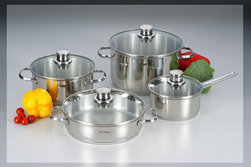 chất liệu và kích thước nồi nấu không phù hợp với bếp