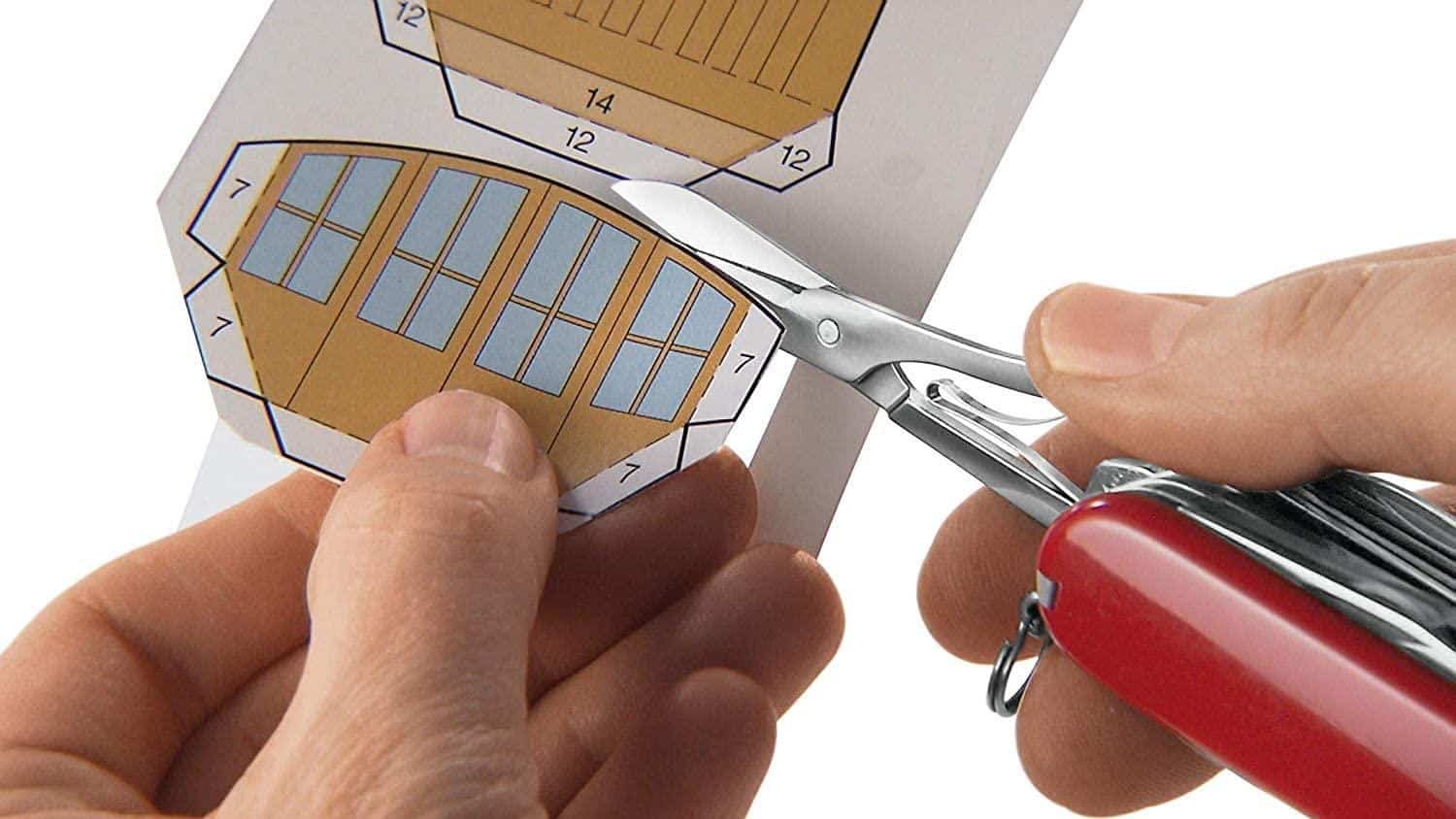 Dụng Cụ Đa Năng Victorinox Climber Blister 1.3703B1 - Red Dụng Cụ Đa Năng Victorinox Climber Blister 1.3703B1 - Red