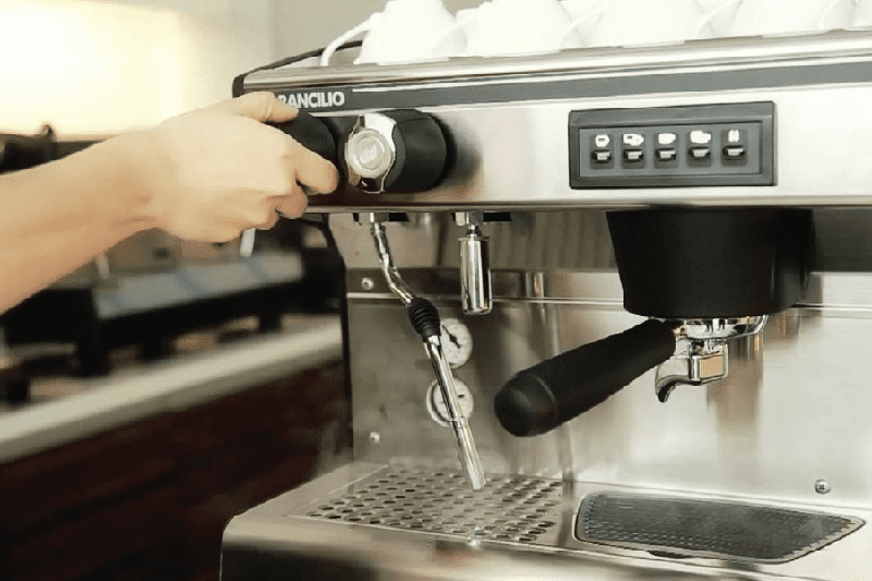 Cách sử dụng máy pha cà phê bán tự động