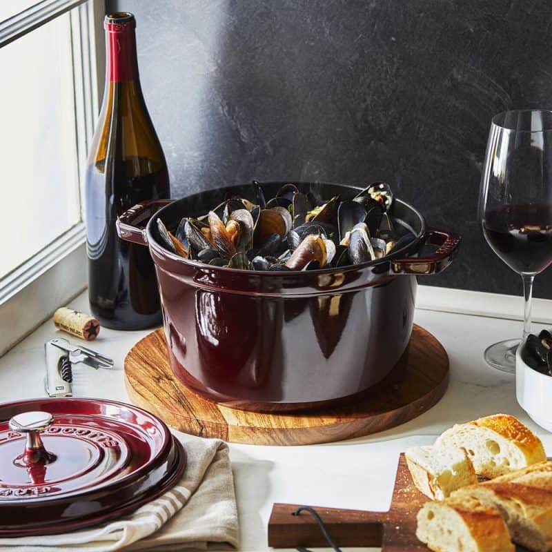 Nồi Gang Staub Round Cocotte Grenadine 40509-357-0 / 24cm - 3,8L 12 Nồi Gang Staub Round Cocotte Grenadine 40509-357-0 / 24cm - 3,8L