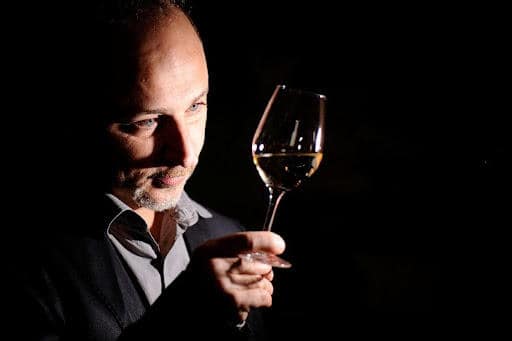 cach-thuong-thuc-ruou-vang-1 cach-thuong-thuc-ruou-vang-1