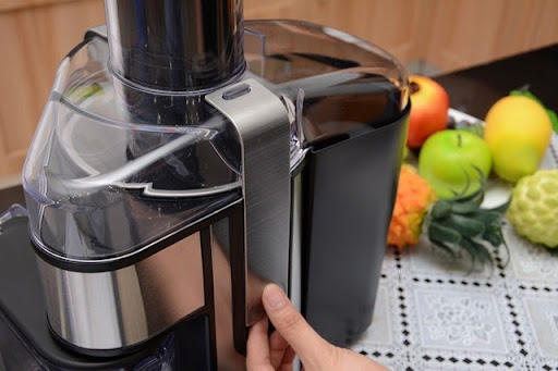 cach-dung-may-ep-hoa-qua-2