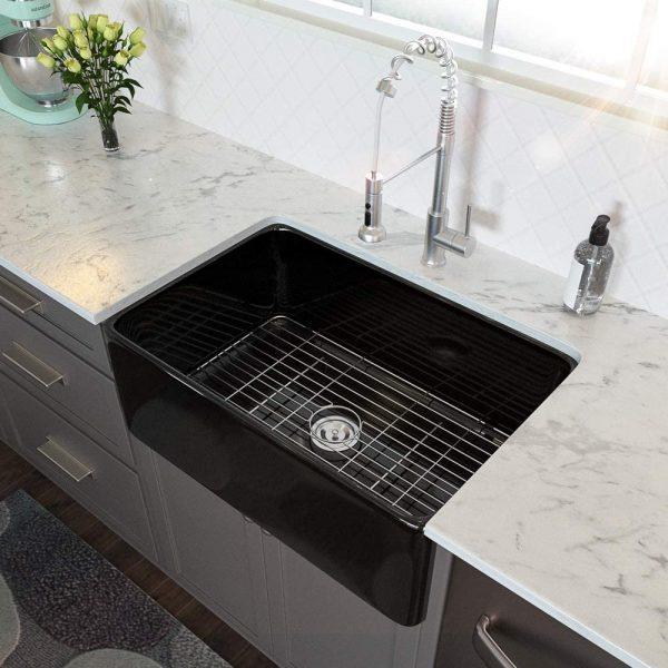 51 Phong Cách Bồn Rửa Cho Nhà Bếp Của Bạn 40 Bồn rửa bằng thép không gỉ với nhiều kích cỡ