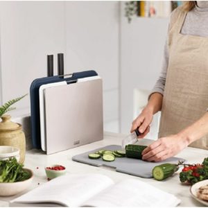 Bộ Thớt Kèm Dao Joseph Joseph 60194