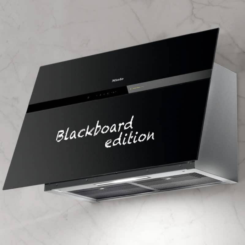 Máy Hút Mùi Miele DA 9298 W Screen 11 Hoạt động hiệu quả và yên tĩnh Máy Hút Mùi Miele DA 9298 W Screen được thiết kế với hệ thống thông gió của thiết bị được trang bị các tấm thảm cách âm đặc biệt và được cách nhiệt hiệu quả. Điều này giúp cho quá trình hoạt động của thiết bị đạt được độ ổn thấp, mang đến sự thoải mái cho người sử dụng ngay cả với tốc độ dòng khí cao.