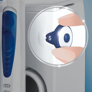 Bàn Chải Điện Oral-B Oral Health CenterSmart 5000 Và Tăm Nước OxyJet