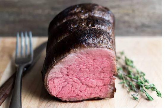 Mẹo Tận Dụng Máy Nấu Chậm Sous Vide 10 Thưởng thức món ăn bằng sous vide