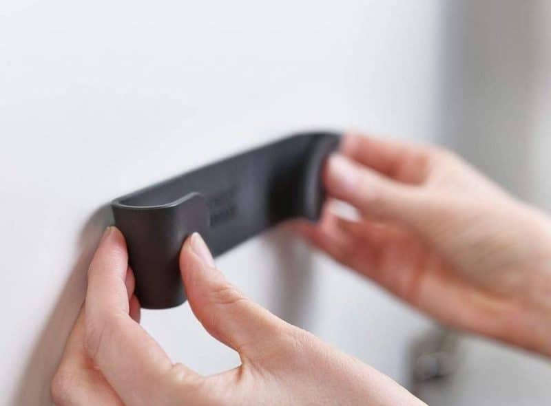 Bộ 4 Giá Đỡ Nắp Xoong Nồi Dán Tường Joseph Joseph 85149