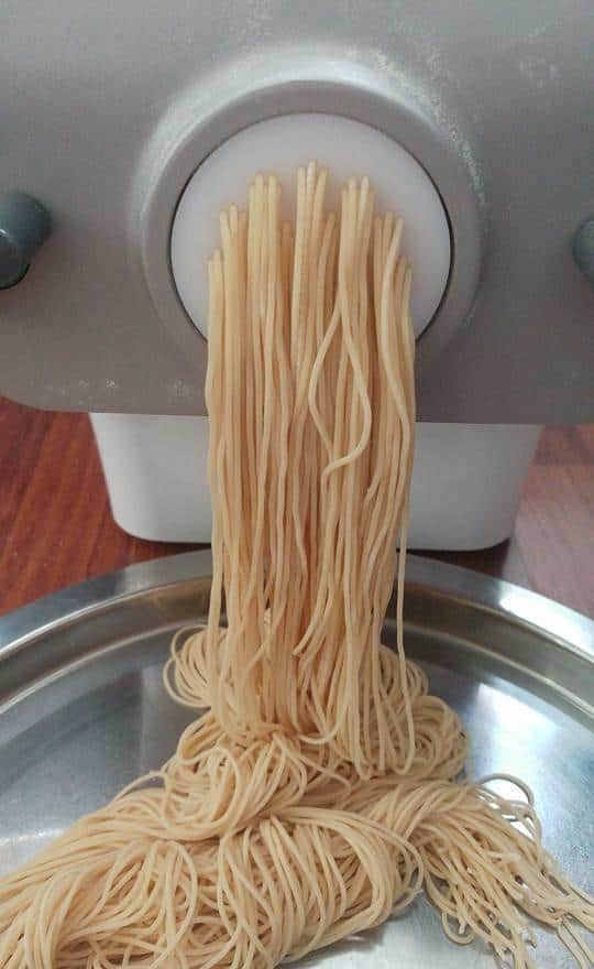 Review Máy Làm Bún Gia Đình Tốt Nhất 2022 11 Cách làm mỳ trứng dai với máy làm bún mì Philips