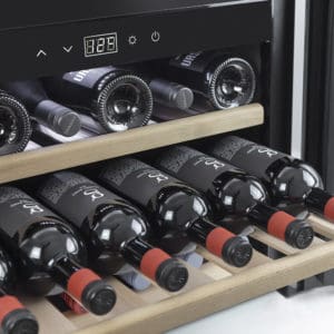 Tủ Bảo Quản Rượu Vang Âm Tủ Caso WineSafe 18 EB - 628