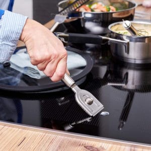 Dao Cạo Vệ Sinh Bếp Từ Roesle 12830 19,5cm