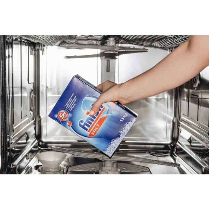 cach-xep-chen-vao-may-rua-chen-bosch-5