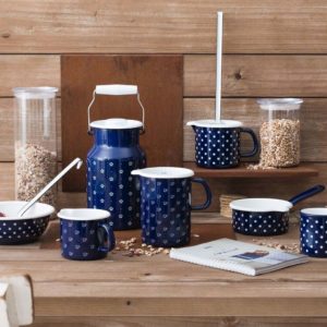 Ca Riess Country Dirndl 0.5 Và 1.7L 3 Ca Riess Country Dirndl 0.5 Và 1.7L