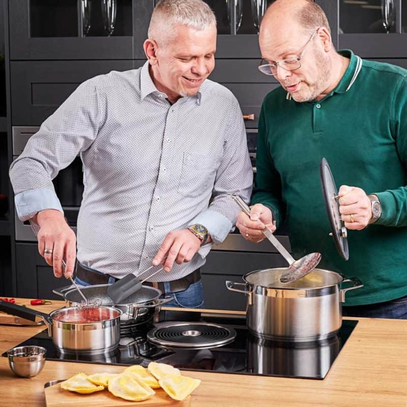 Phới Tạo Bọt Silicon Roesle 95545 27cm