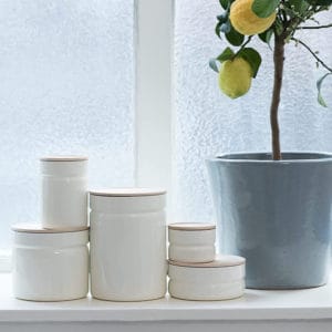 Hộp Đựng Gia Vị Riess Truehomeware Pure White 230-525-615ml