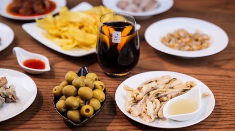 Hộp Quà Tết Tây Ban Nha Cùng Espinaler 26 Hộp Quà Tết Tây Ban Nha Cùng Espinaler