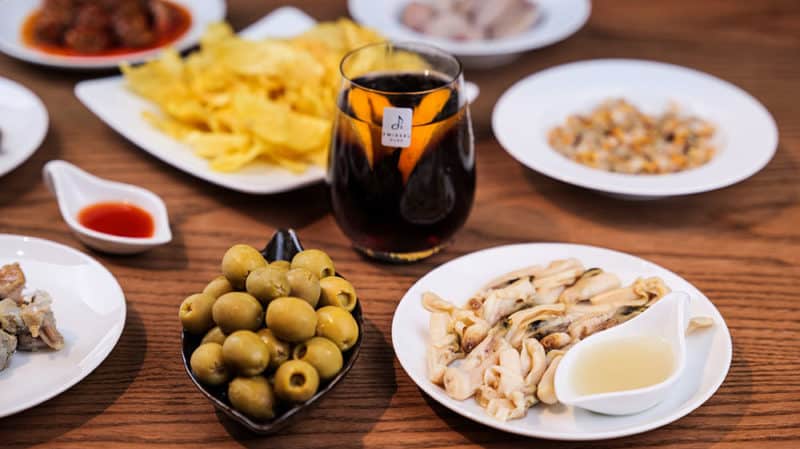 Rượu Vermut Rojo Đỏ Espinaler 750ml 8 Rượu Vermut Rojo Đỏ Espinaler 750ml