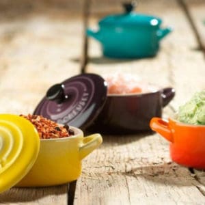 Nồi Gốm LeCreuset Mini Cocotte 10cm - 0,2L Soleil 2 Nồi Gốm LeCreuset Mini Cocotte 10cm - 0,2L Soleil