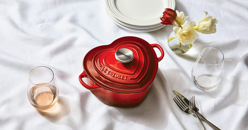 Nồi Gang Le Creuset Heart Cocotte Cerise 1,9L