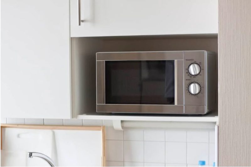 lò hấp vs lò vi sóng