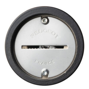 Cối Xay Hạt Nhục Đậu Khấu Peugeot Isen 39639 15cm