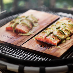 Thớt Đựng Đồ Nướng Gỗ Tuyết Tùng Roesle 25077 40X19,5cm 2 Chiếc 2 Thớt Đựng Đồ Nướng Gỗ Tuyết Tùng Roesle 25077 40X19,5cm 2 Chiếc