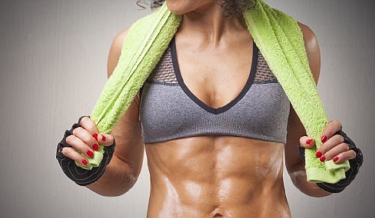 tập thể dục có nên bật quạt không 2