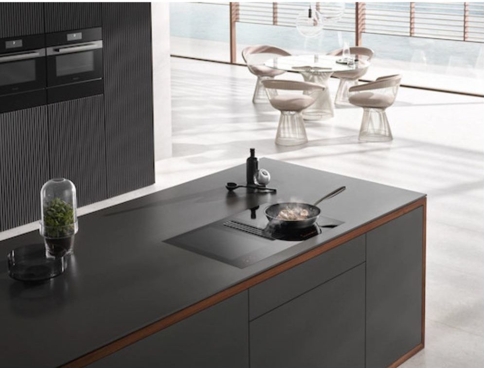 Bếp từ kết Hợp hút mùi Miele KMDA 7634 FL