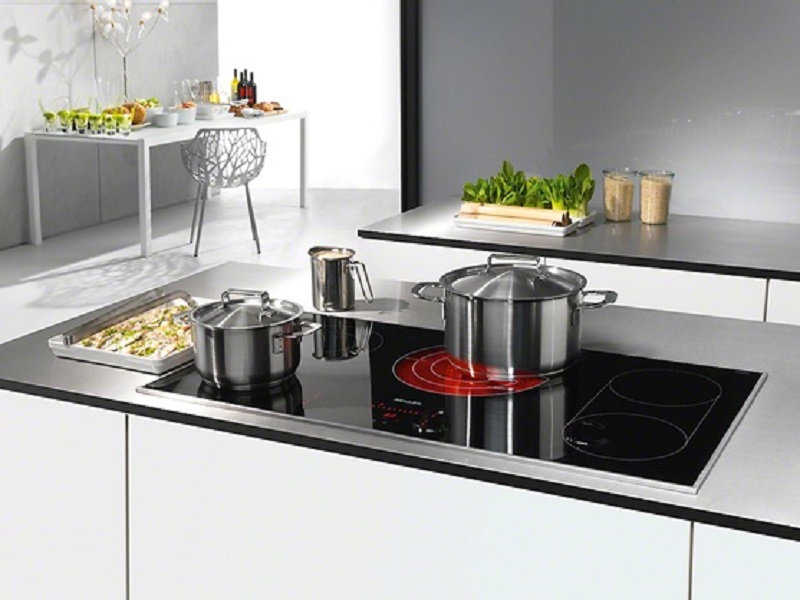 Bếp từ tự ngắt khi cạn nước – tính năng an toàn tuyệt đối cho người dùng 2 Tính năng hẹn giờ giúp bạn thoải mái vừa nấu nướng vừa làm việc