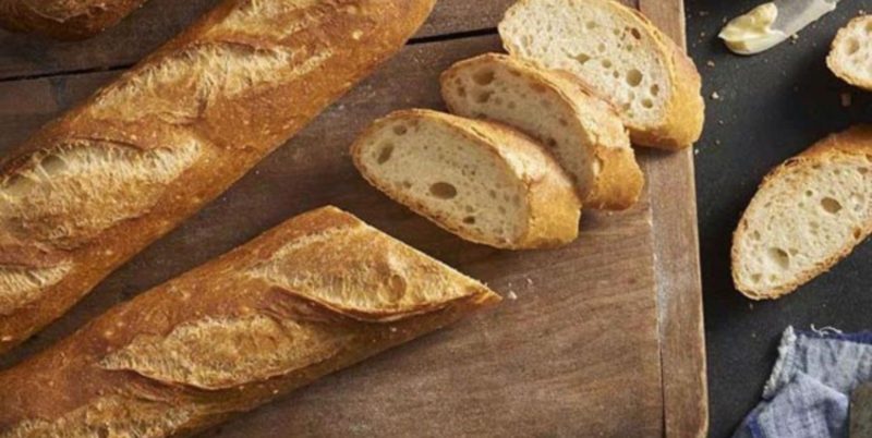 Bánh mì cần phải được cắt xéo