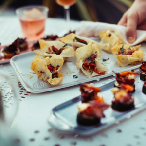 Đĩa Khai Vị Emile Henry 31x10 cm & 42x11 cm 3 Đĩa Khai Vị Emile Henry 31x10 cm & 42x11 cm