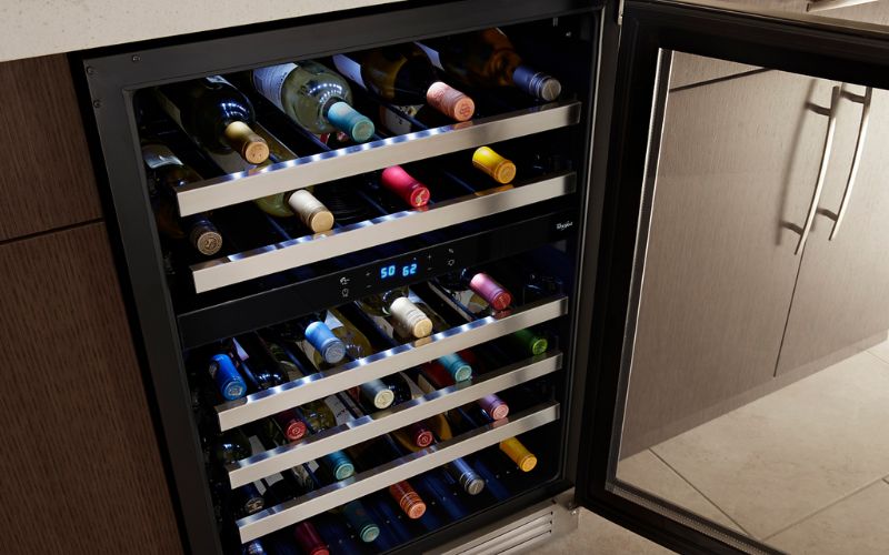 Bảo quản rượu vang đúng cách sẽ giúp giữ được hương vị và chất lượng đặc trưng của chúng.