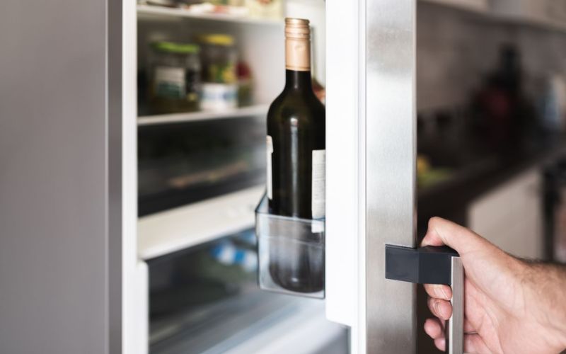 “Rượu vang bỏ tủ lạnh được không” luôn là câu hỏi được nhiều người quan tâm