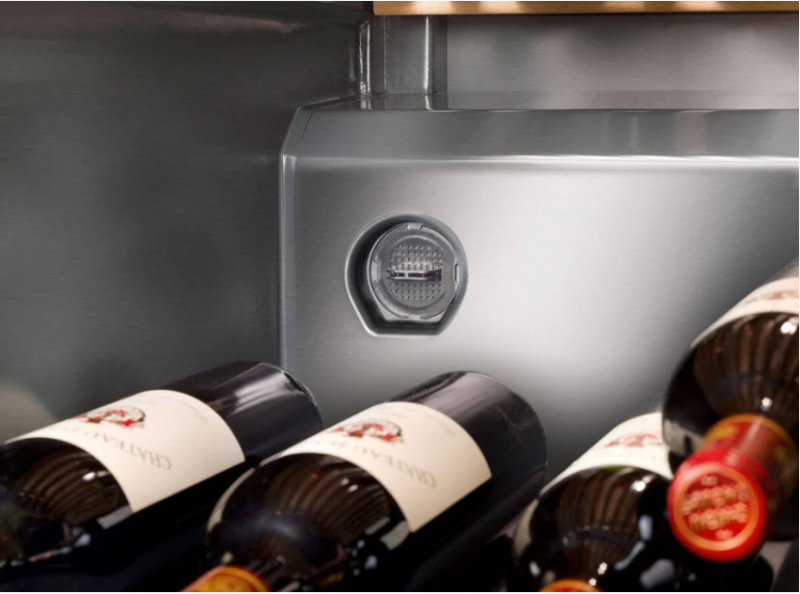 Hướng Dẫn Vệ Sinh Tủ Rượu Vang Giúp Rượu Ngon Và Tủ Bền