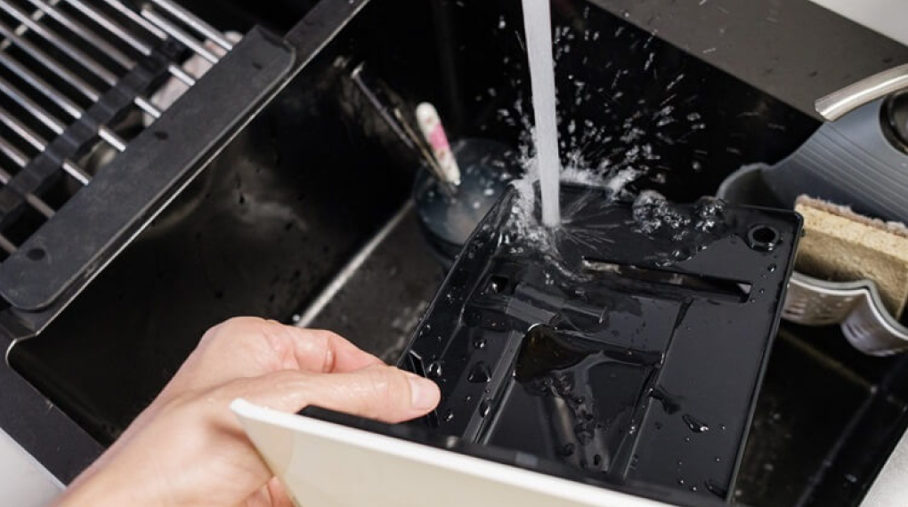 Máy pha cafe tự động Smeg Coloniale CMS8451 âm tủ - Chế độ vệ sinh thông minh may pha cafe tu dong smeg coloniale cms8451 am tu 6 1 Gia Dụng Đức Đà Nẵng