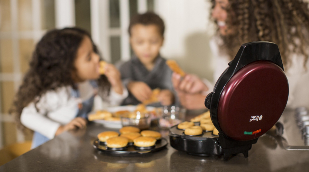 may lam banh waffle donut russell hobbs 24620 56 fiesta 3 in 1 7 Gia Dụng Đức Đà Nẵng