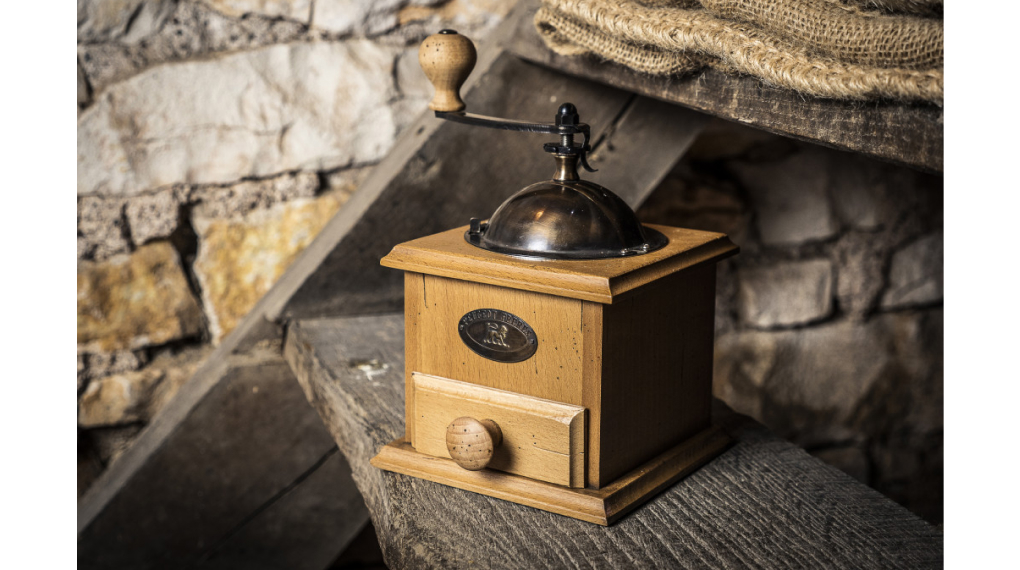 Cối xay cafe thủ công Peugeot 31152 Antique - Phù hợp với nhiều đối tượng khách hàng Cối xay cafe thủ công Peugeot 31152 Antique