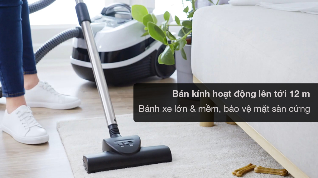 Máy hút bụi dạng hộp Bosch BWD421PRO Serie 4 - Bán kính hoạt động lên tới 12 m