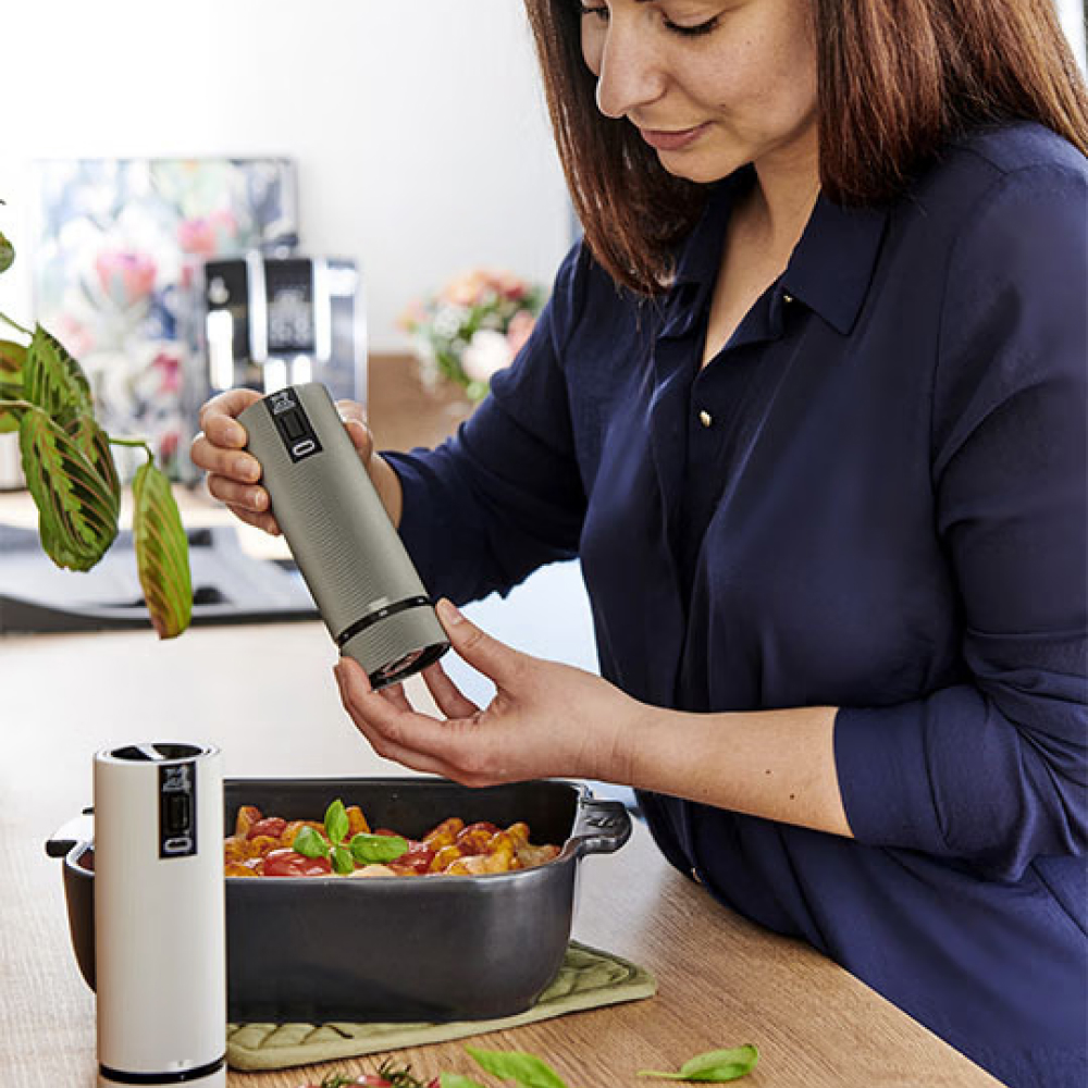 set-coi-xay-tieu-muoi-chay-pin-sac-peugeot-line-electric-uselect-15-cm-4 set coi xay tieu muoi chay pin sac peugeot line electric uselect 15 cm 4 Gia Dụng Đức Đà Nẵng